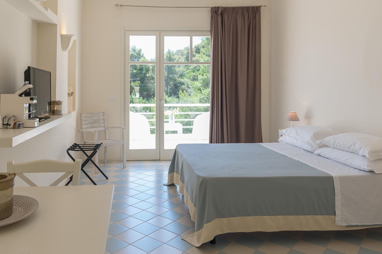 Baia Dei Mergoli Hotel Маттината Экстерьер фото